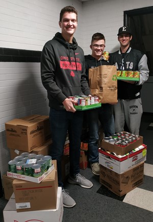 EHS Beta Club Feeds to Needy